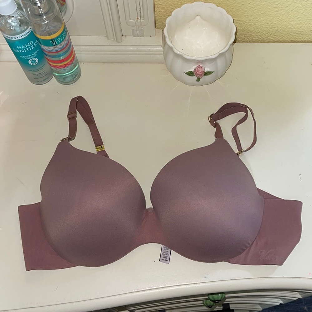 Victoria’s Secret bra